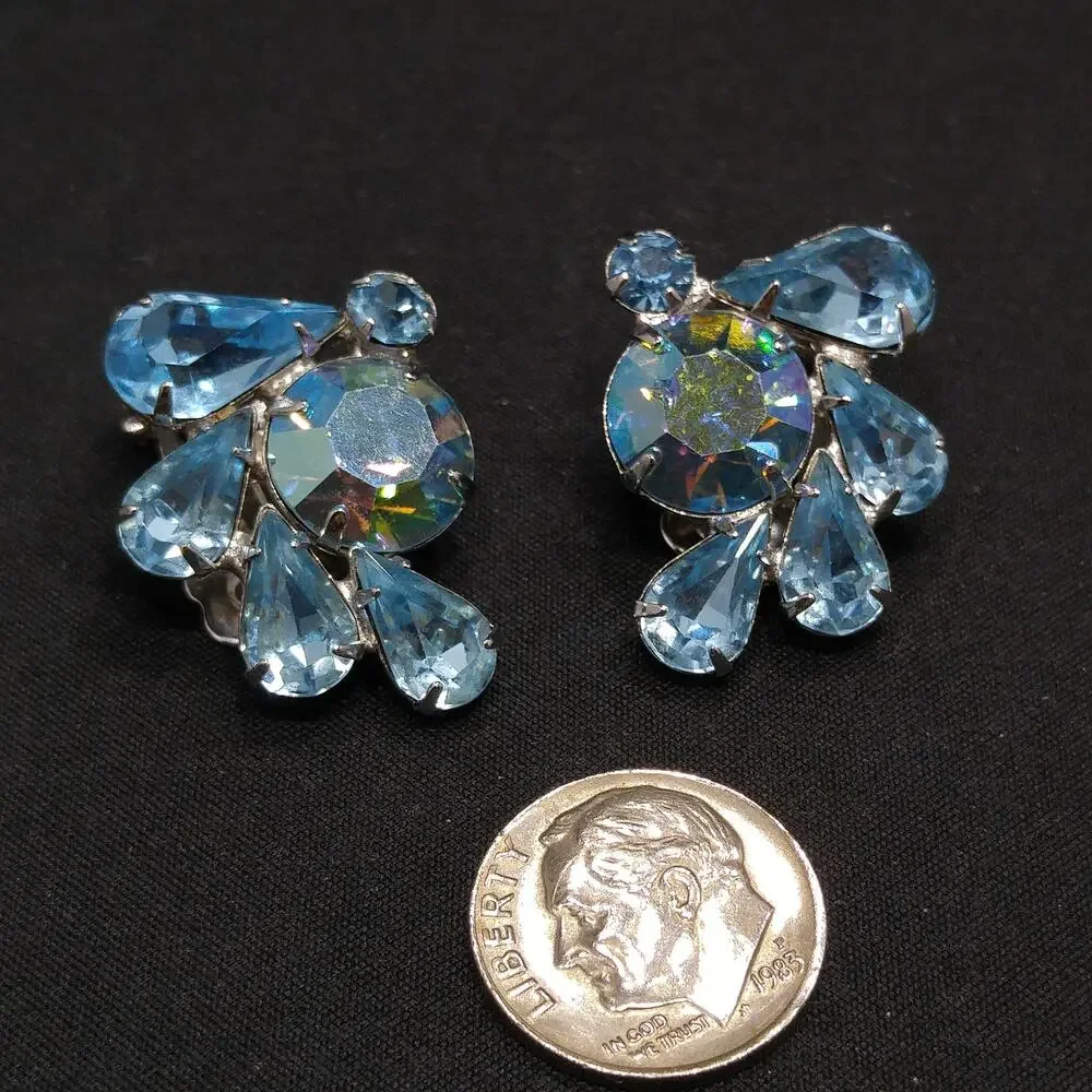 Vintage Weiss Blue AB Rhinestone Clip Earrings Rhodium Plated